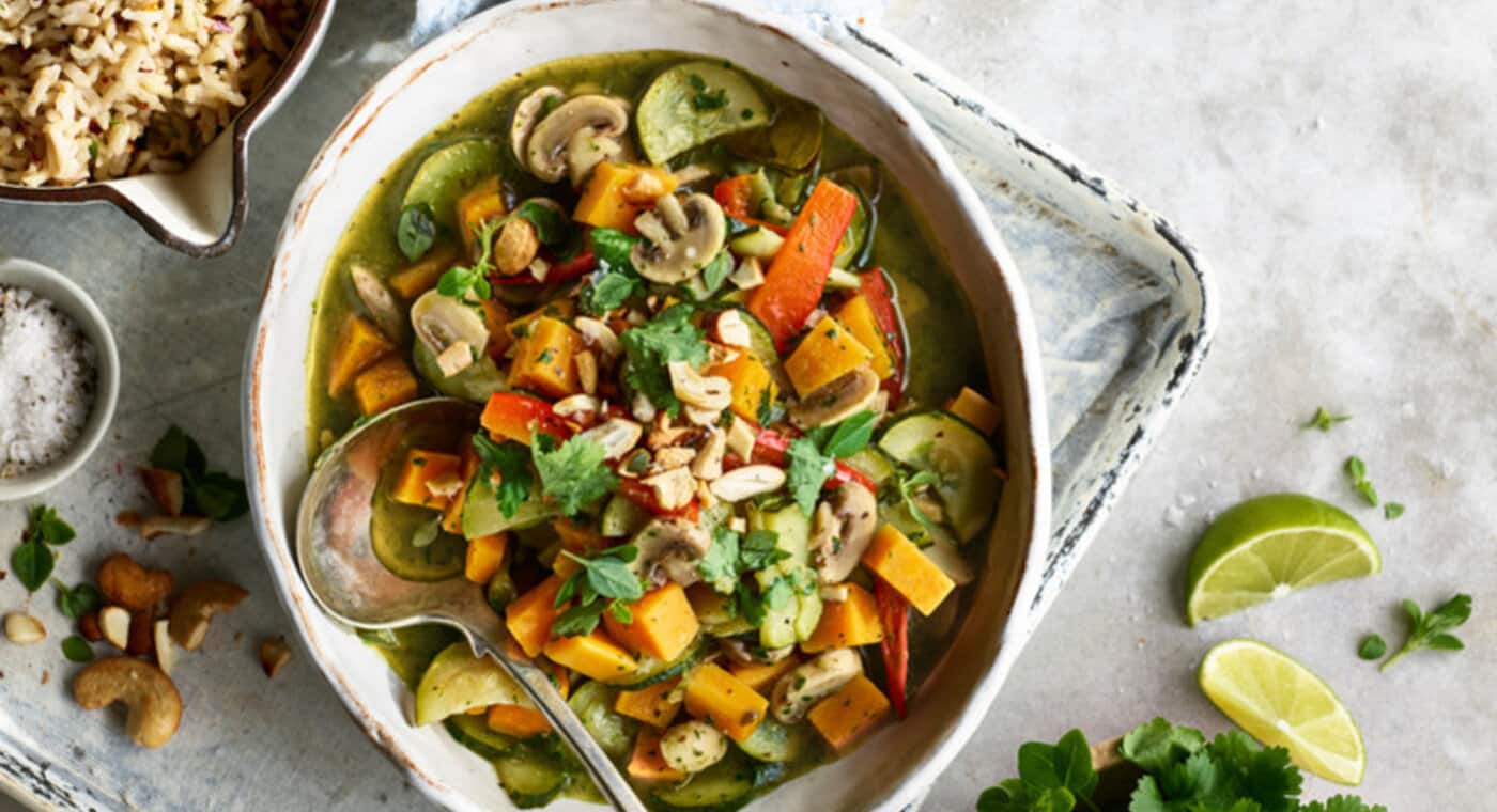 10 Recipe Stand Mixer Image 11.jpg