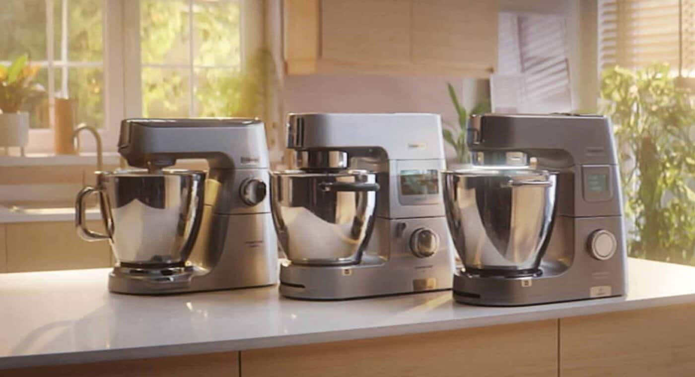 /medias/IMAGE-1-which-stand-mixer-1994x1000.jpg?context=bWFzdGVyfHJvb3R8NjU1NDZ8aW1hZ2UvanBlZ3xhR0prTDJnd09TOHpNVE0zTWpjMU56WTJNemMzTkM5SlRVRkhSUzB4TFNoM2FHbGphQzF6ZEdGdVpDMXRhWGhsY2lreE9UazBlREV3TURBdWFuQm58NDY2YTgzMTVkYmQ4YzE1MDZhMjU3ZTI4YzA4MDU5MWY5ODI1Y2I2NTNiMWU5NTI1MWY3ODFhN2E0MDBlZTkzZQ