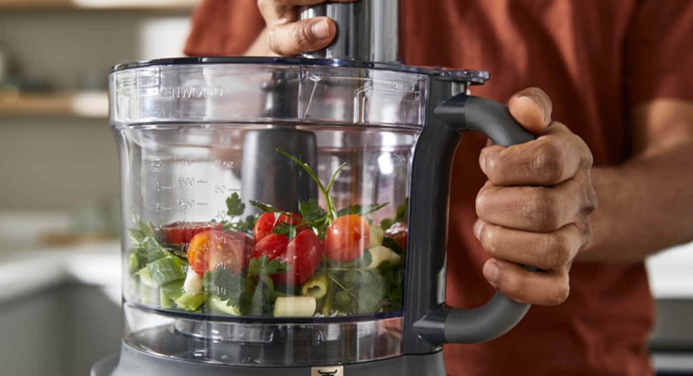 KW Article_How to use a Food Processor_Desktop_7.jpg