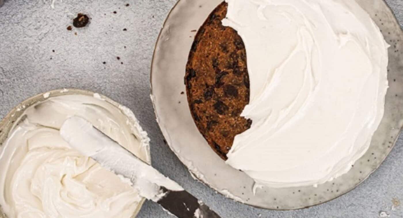 Vegan Royal icing.jpg