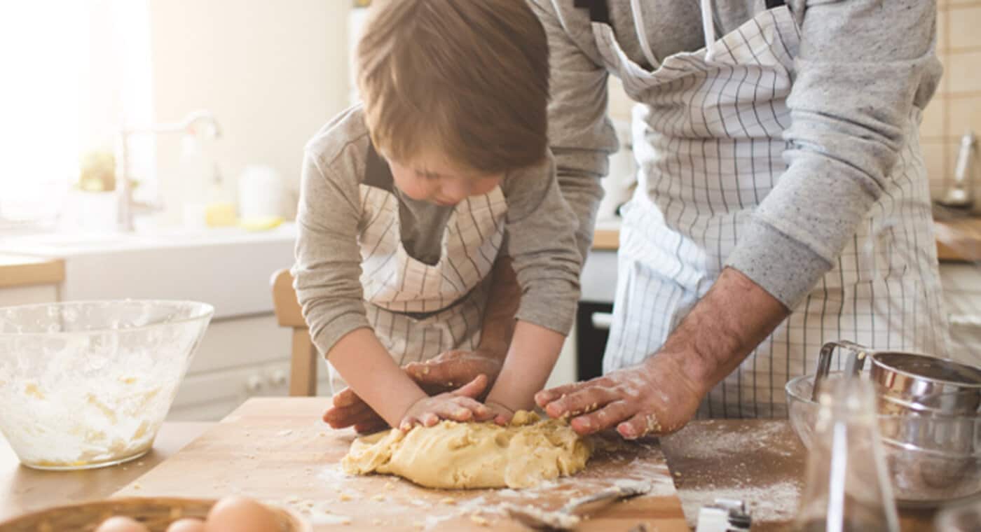 KW Article_Top tips for baking with kids_4.jpg