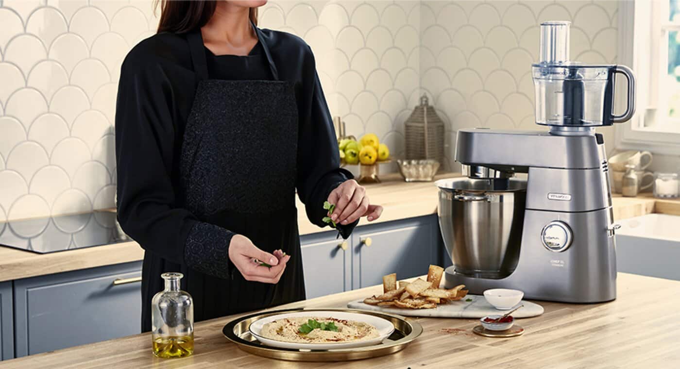 /medias/kenwood-domowe-pasty-kanapkowe-tytulowa-997x500.png?context=bWFzdGVyfGltYWdlc3w3MDM0NjV8aW1hZ2UvcG5nfGFEZzJMMmd4T1M4MU1EazRPRFl6TXpFeU9EazVNQzlyWlc1M2IyOWtMV1J2Ylc5M1pTMXdZWE4wZVMxcllXNWhjR3R2ZDJVdGRIbDBkV3h2ZDJFdE9UazNlRFV3TUM1d2JtY3xhMGM3MTI2YWMzZGNhNTQwOTVmMGUyMGE2ODlkMTU3NDNkZTIxMzRjMDgxYTg4ZTdkNmNlZTRhY2U1OTg3NzA0