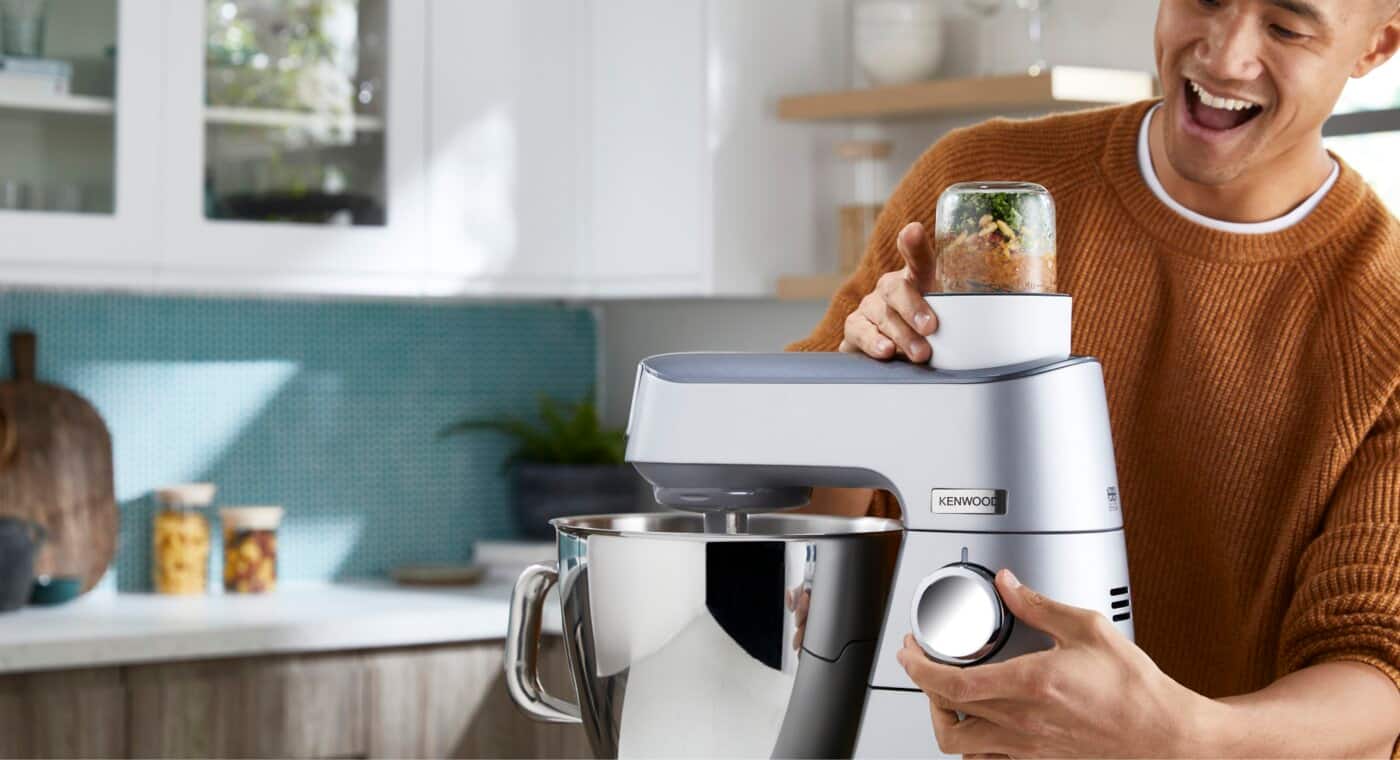 /medias/Background-4-.png?context=bWFzdGVyfHJvb3R8Mzk4OTk1OXxpbWFnZS9wbmd8YURaaEwyaGpZaTh4TnpVd01qZzVORGswT0RNNE1pOUNZV05yWjNKdmRXNWtJQ2cwS1M1d2JtY3w0NTEwZTc3YWRkMGJjZTVhMjhhNjIyOTZiZWZhNThlNDdhYzE5NTEzOTI0OTZhZTViNzVhYzE3MzMxMzQxZmJh