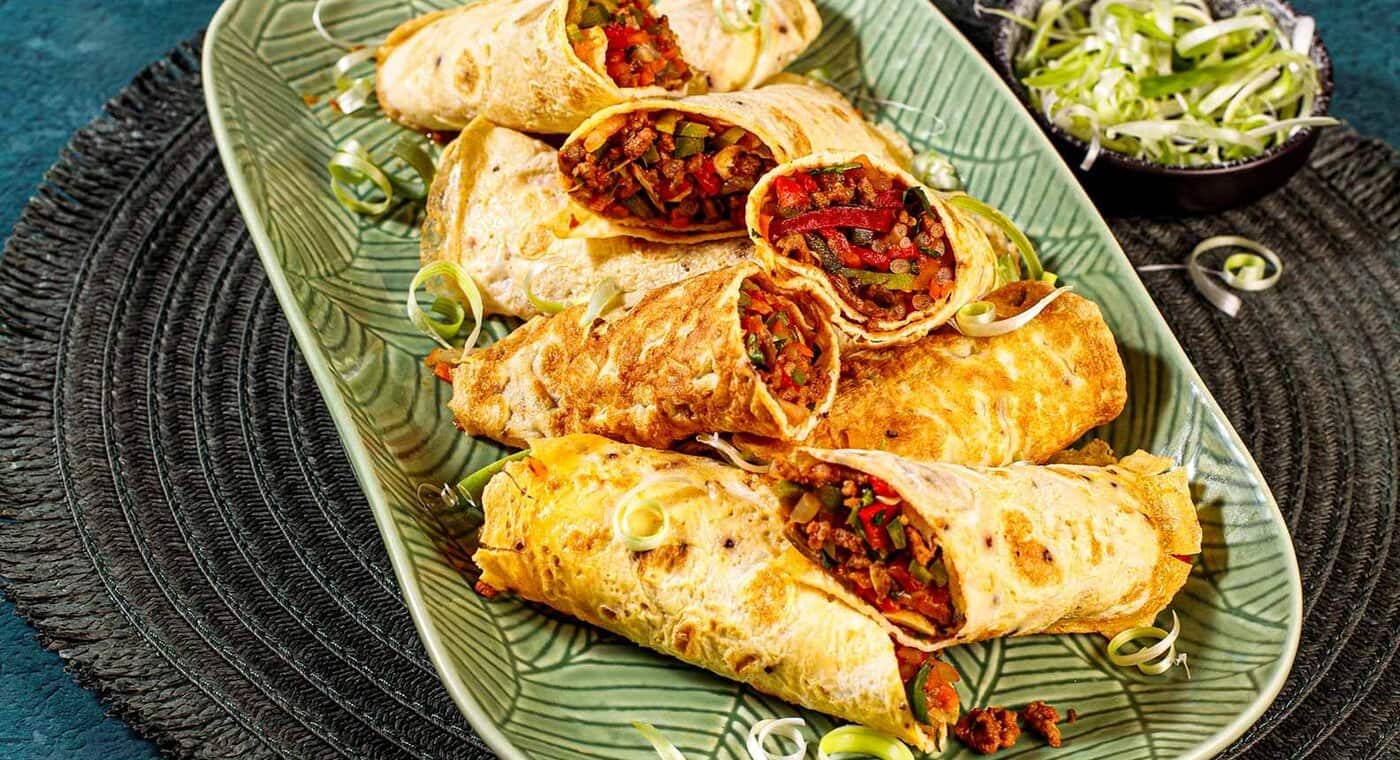 Omelette-Spring-Rolls_2_retouched1584x1200.jpg