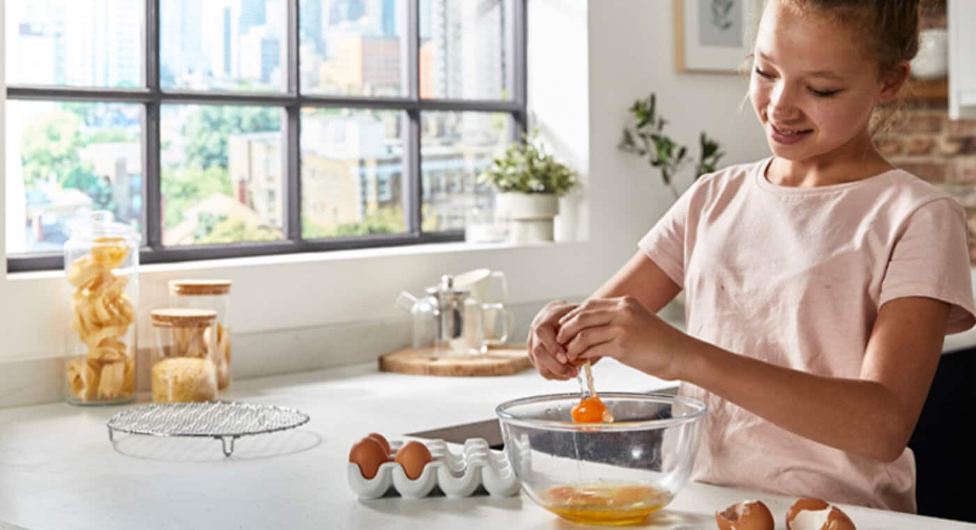 KW Article_Top tips for baking with kids_5.jpg