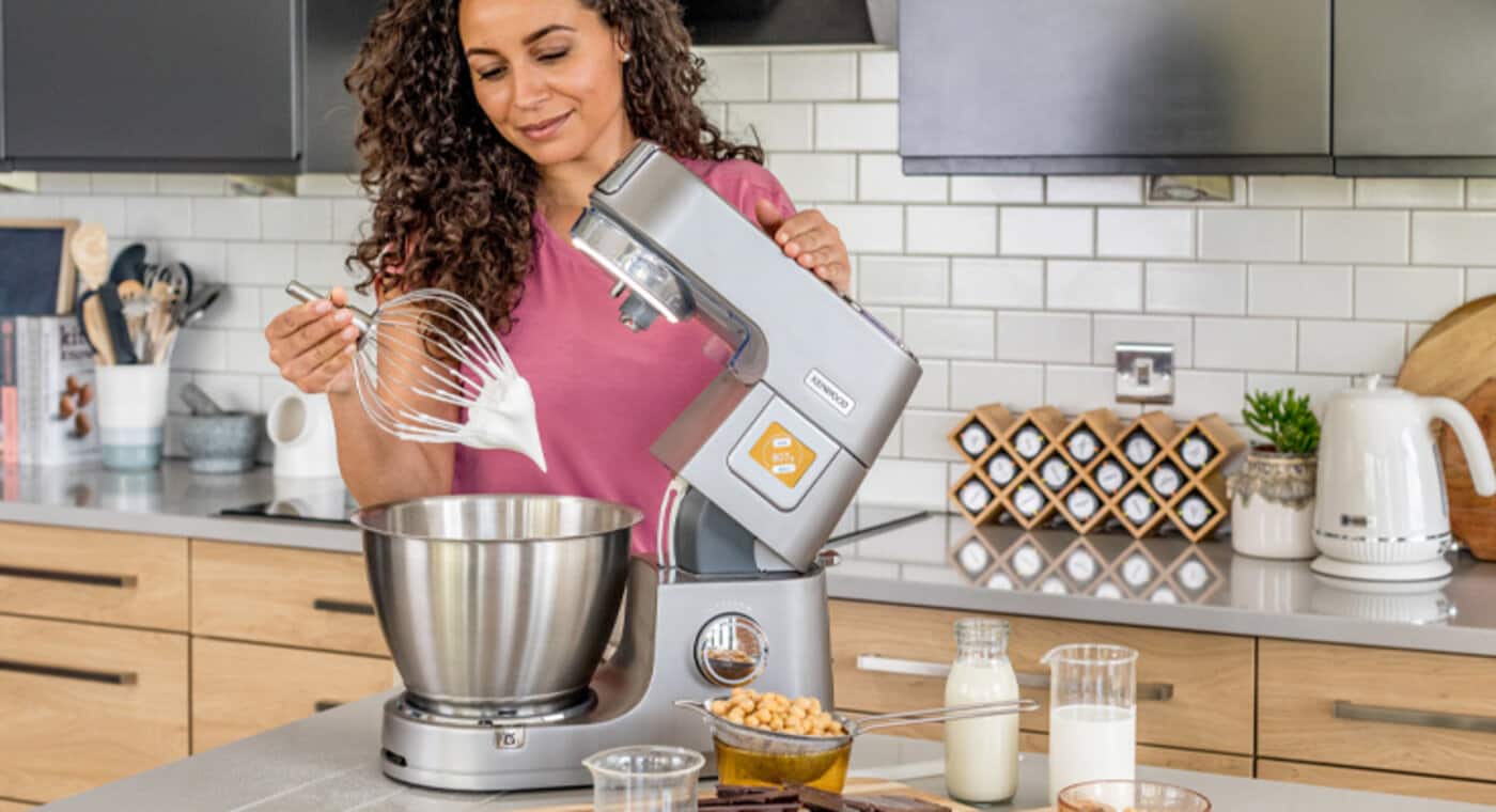 KW Article_guide to Stand Mixers_Desktop_5.jpg