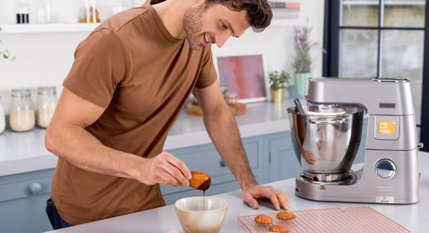 KW Article_guide to Stand Mixers_Desktop_4.jpg