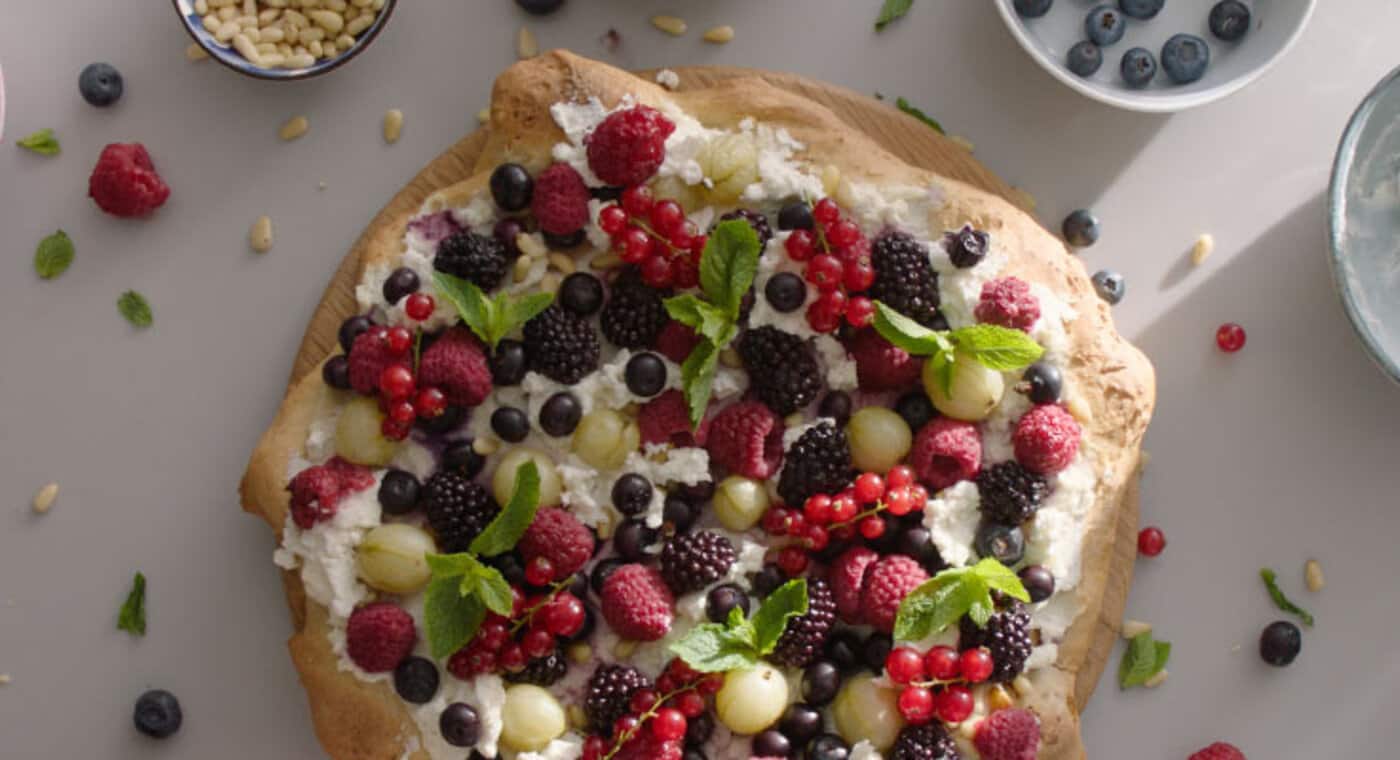 KW_Easy cakes with kids_Desktop_14.jpg