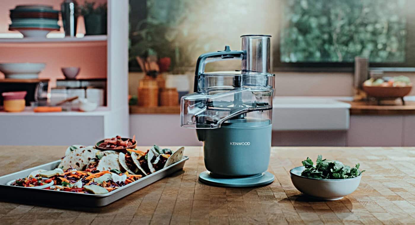 /medias/1994x1000MultiPro-Go-Lifestyle-with-tacos-DSC-6752-RT2-1-.jpg?context=bWFzdGVyfHJvb3R8MjI0OTgwfGltYWdlL2pwZWd8YUdKaUwyaGxPUzh5T1RZM05EQTJOVEU1T1RFek5DOHhPVGswZURFd01EQk5kV3gwYVZCeWJ5MUhiMTlNYVdabGMzUjViR1ZmZDJsMGFDMTBZV052YzE5RVUwTmZOamMxTWkxU1ZESXRYekZmTG1wd1p3fGNlNTBmZDYxZjkzNjhkODRlMWY4YjVmOWVhNWYxZWVhYjFiMTJjODc0YWUxYzFlYTc5OTk3OTZmN2E5NTBlZmE