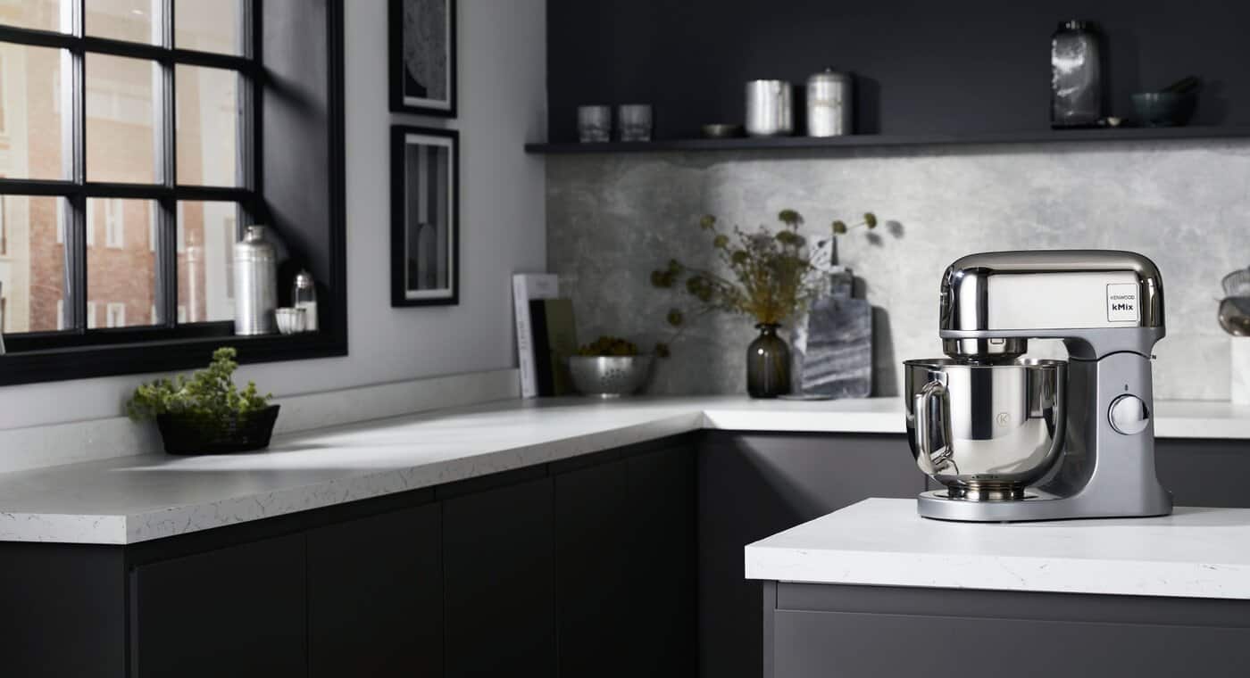 /medias/Kmix-Silver-KMX760ACH.jpg?context=bWFzdGVyfHJvb3R8Mzc0NTQ2fGltYWdlL2pwZWd8YURSa0wyaG1ZUzgwTnpjMU5EQTNPVFl6TXpRek9DOUxiV2w0WDFOcGJIWmxjaUJmUzAxWU56WXdRVU5JTG1wd1p3fDcxOTdkOTI1OTk0YTM4MTE0Yjk5MmE4MTFhM2E3ZTcyMzUzYWM1OTJlOTc3NDcwZjRjNTg2MGY0MDM0OTJjZTk