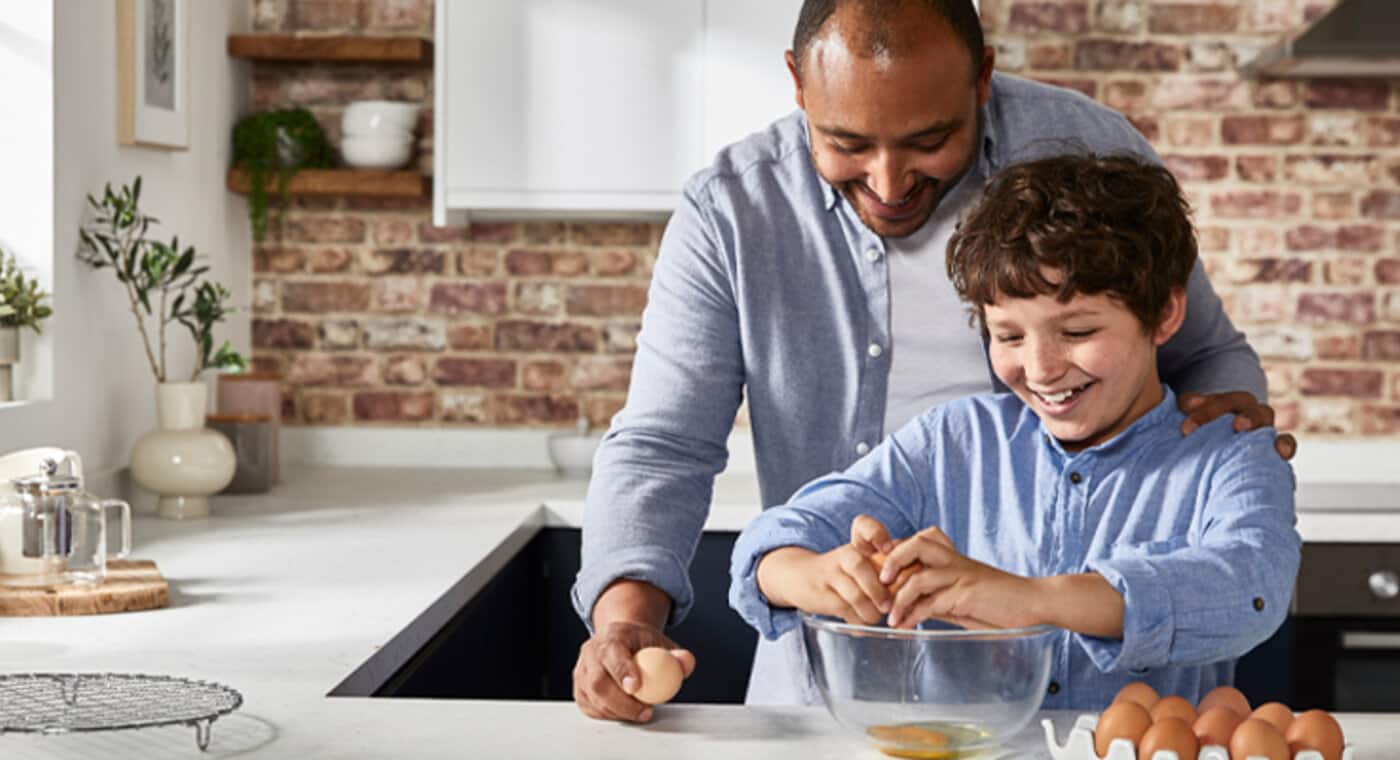 KW Article_Top tips for baking with kids_3.jpg