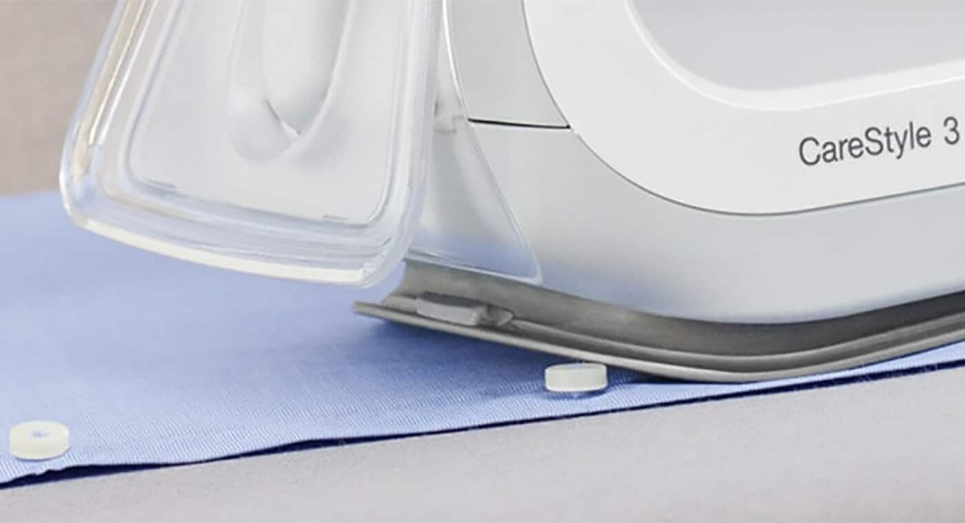 braun_ironing-system_carestyle-3_soleplate_detail1.jpg