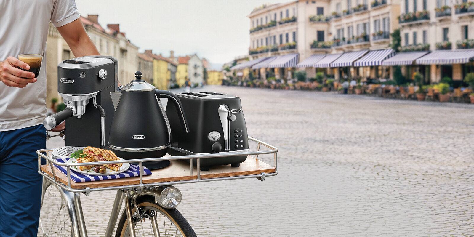 Icona Capitas and Dedica Duo matching coffee machines Collection