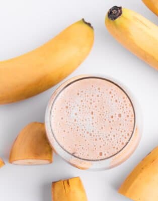 Smoothie banane et beurre de cacahuète