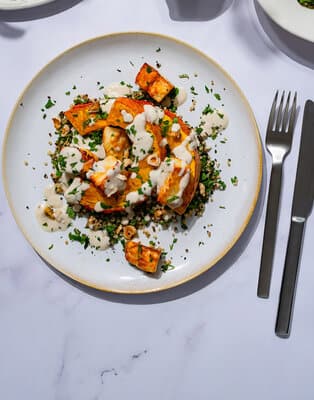 Gerösteter Kürbis und Halloumi