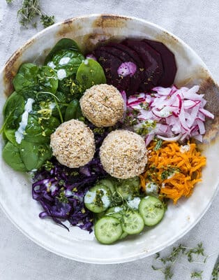 Buddha Bowl with Falafel