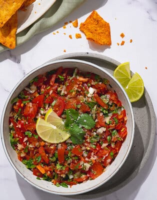 Classic Pico de Gallo with Nachos