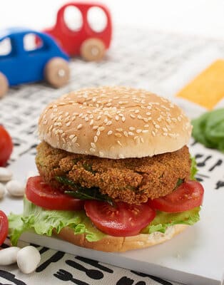 Cheese and spinach burgers