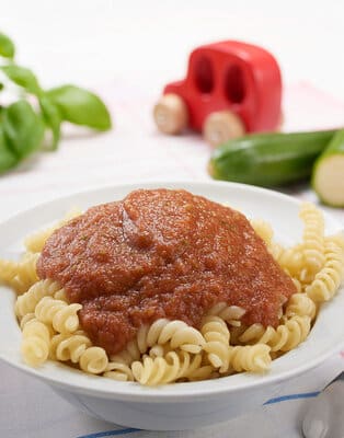 Hidden vegetables pasta Bolognese