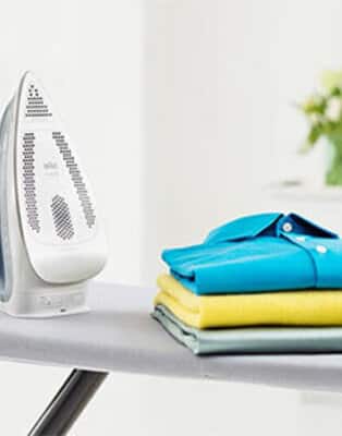 Stopa żelazka bezpośrednio wpływa na jakość, wygodę i bezpieczeństwo rozprasowywania ubrań. Jaka stopa i jej kształt jest najlepsza?