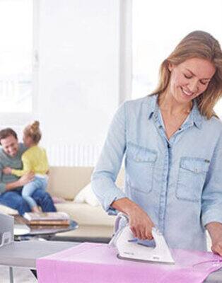 Nowoczesne urządzenia gospodarstwa domowego skracają i ułatwiają domowe czynności, które zwykliśmy uważać za pracochłonne i żmudne. Dlatego żelazko z generatorem pary Braun to jeden z lepszych prezentów, jakie można sobie podarować.