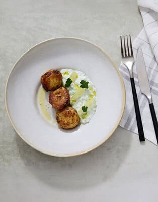 Mini Cordon Bleu mit Rahmgurkensalat
