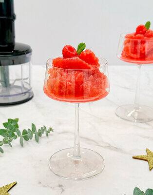 Sorbete de cava, lima y frutos rojos