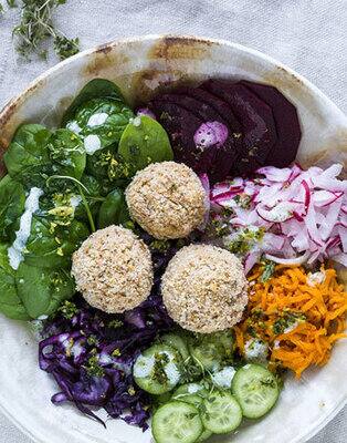 Buddha Bowl with Falafel