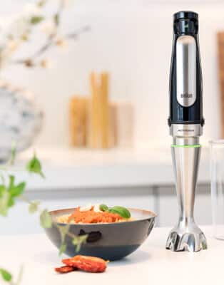 強力なパワーが生み出す格別の仕上がりで、プロ級の料理レパートリーを叶えるハンドブレンダー。