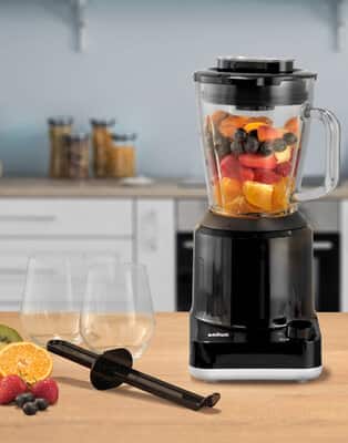 ミニマルで洗練されたデザインがインテリアまで上質にするブレンダー。 