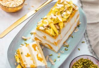 Gâteau glacé à la mangue vegan