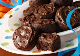 Chocolate Fudge Mini Cakes