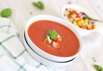 Fresh Tomato Soup With Basil Oil
