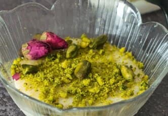 Mhalabia (Panna Cotta oriental) par @momolmp8