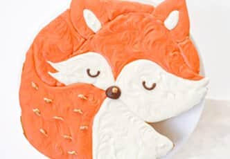 Letter cake: Le renard qui mangeait les poules