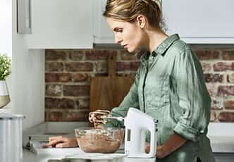 A guide to hand mixers and stand mixers