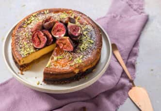 Cheesecake aux dattes et au sésame