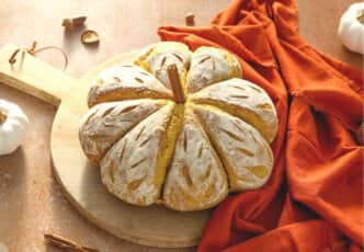 Pain au curcuma d'Halloween