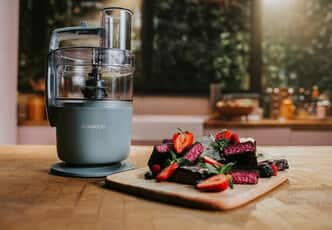 Barre énergétique et healthy sans cuisson aux baies et à la noix de coco