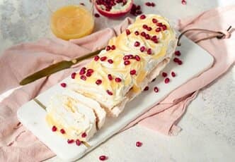 Lemon Curd and Pomengranate Roulade