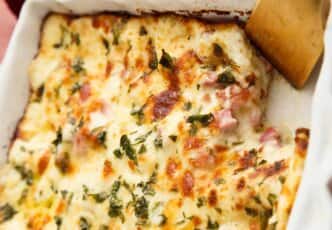 Lasagnes au jambon et à la béchamel