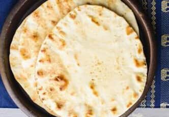 Naans au fromage