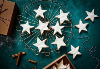 Biscuits étoilés à la cannelle