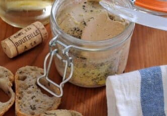 Pâté de campagne maison en bocaux
