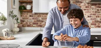 KW Article_Top tips for baking with kids_3.jpg