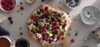 GLUTEN-FREE-BERRY-PIZZA.jpg