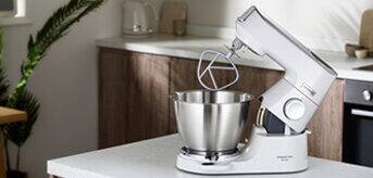 KW Article_5 things to consider stand mixer_Desktop_5.jpg