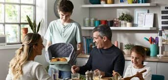 /medias/1994x1000Triblade-XL-Pur-e-and-Masher-Fishcakes-558.jpg?context=bWFzdGVyfHJvb3R8MTk3MzE4fGltYWdlL2pwZWd8YURGa0wyZzVZeTh4TlRNNU5EUTRPRFU0TWpFM05DOHhPVGswZURFd01EQlVjbWxpYkdGa1pTMVlURjlRZFhMRHFXVXRZVzVrTFUxaGMyaGxjbDlHYVhOb1kyRnJaWE5mTlRVNExtcHdad3xhMGUwZGI1NWQzMzRlNzRmYWJhZTk1MDIxYmZmYTI0NTVhZjZkZWQxNGE4MzZkODQ4YmViZTI2NTg2ZGQxOGRi