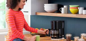 Braun Breakfast Series 1 Coffee Maker KF 1100 BK in use