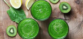 Refreshing citrus and spinach smoothie